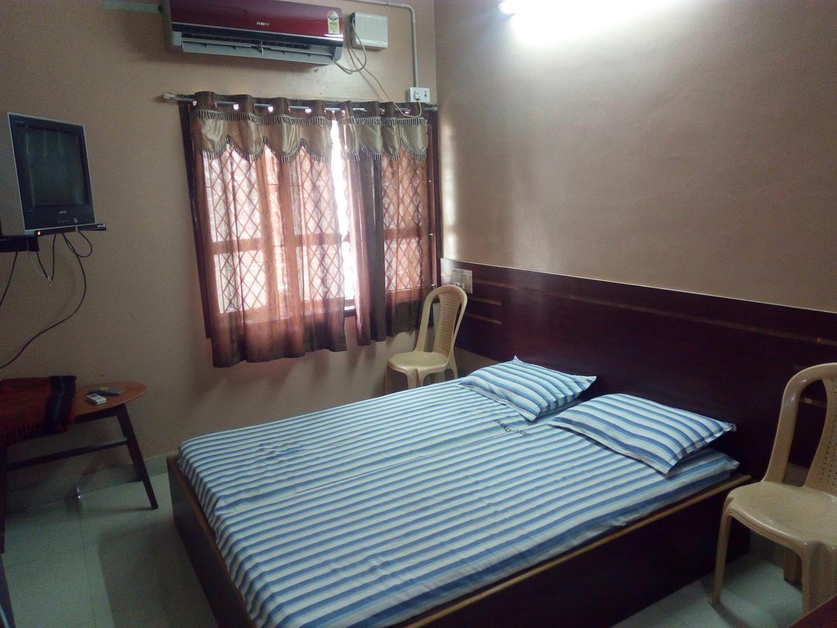 Hotel Gowri Sankar Ambasamudram Exterior photo
